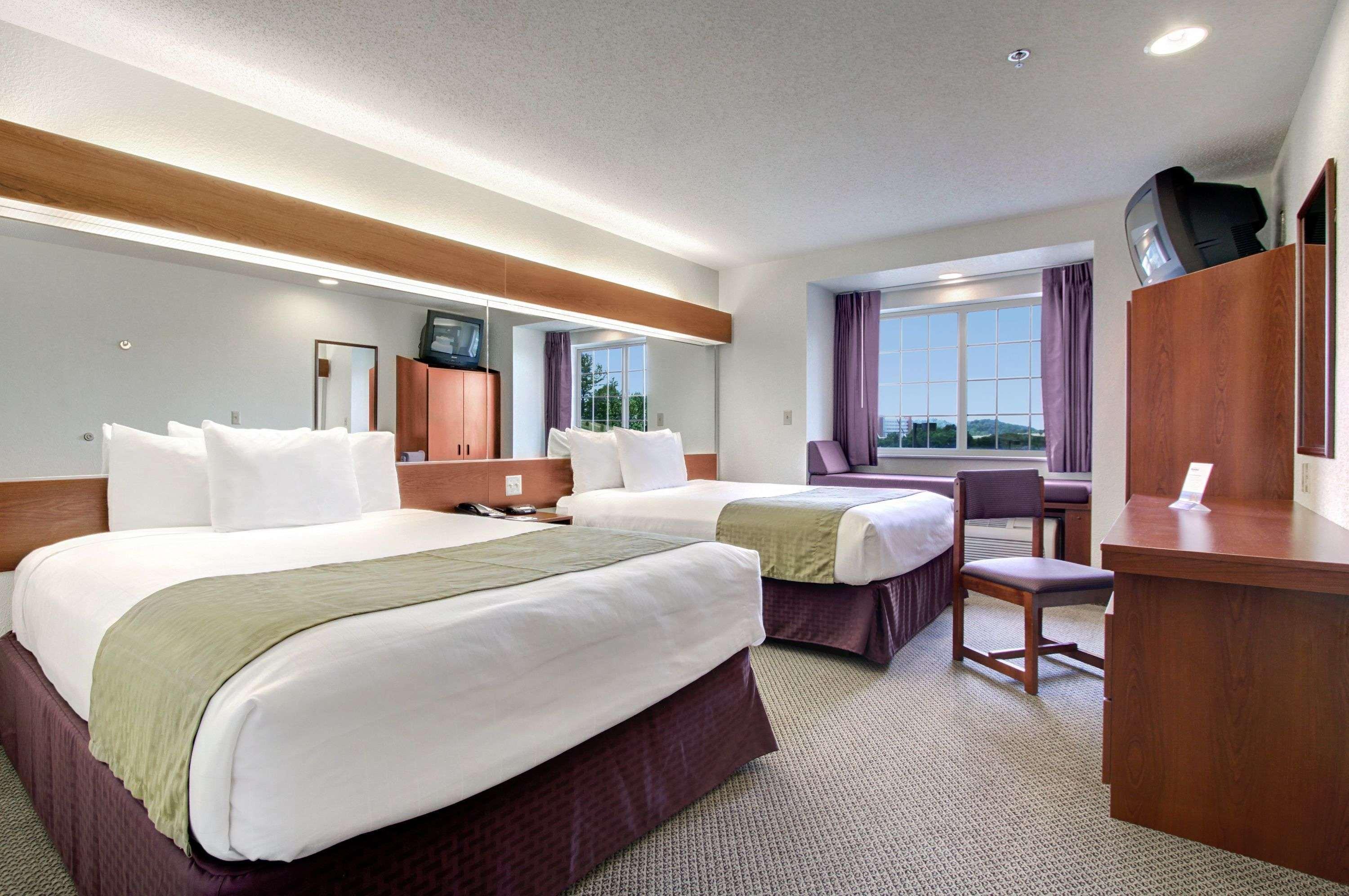 Microtel Inn & Suites By Wyndham Bridgeport Ruang foto