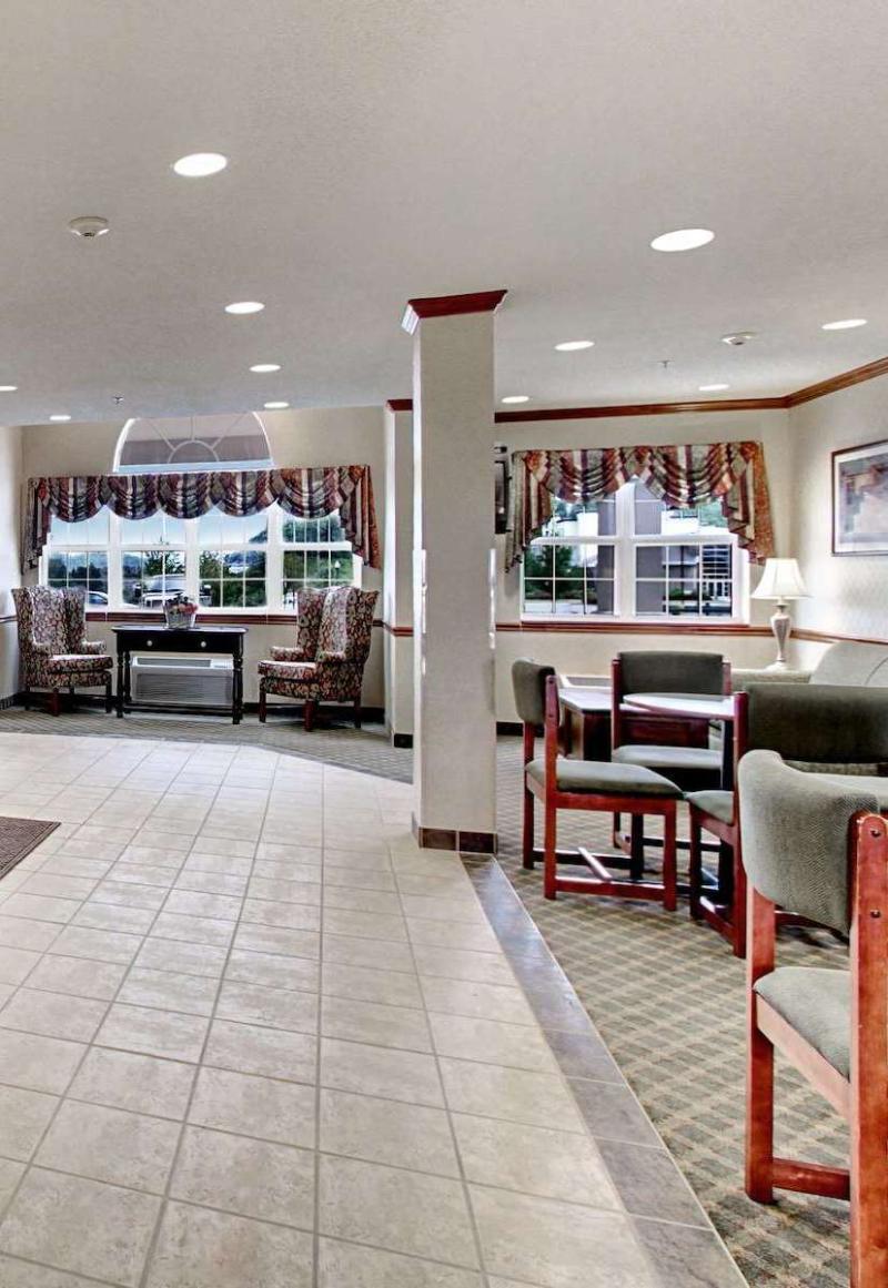 Microtel Inn & Suites By Wyndham Bridgeport Bagian luar foto